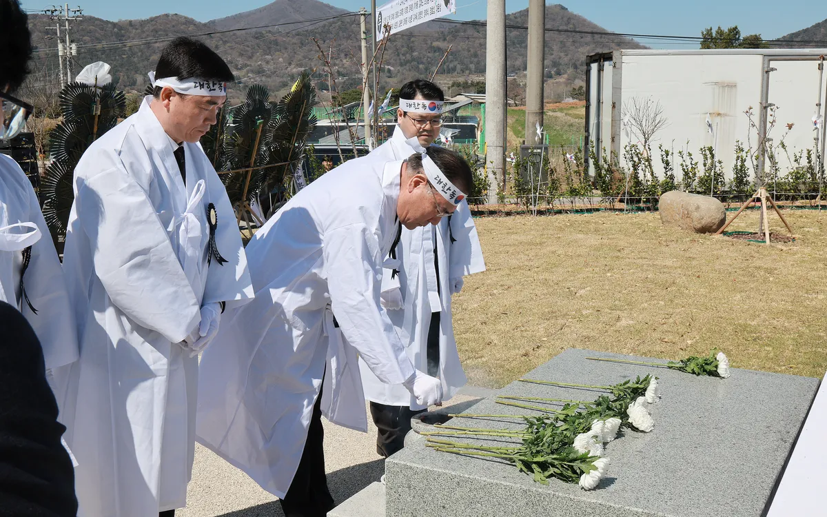 함평군, 107주기 4·8 만세운동 추모식 및 역사 재현행사 성료 - 문화 | 코리아NEWS