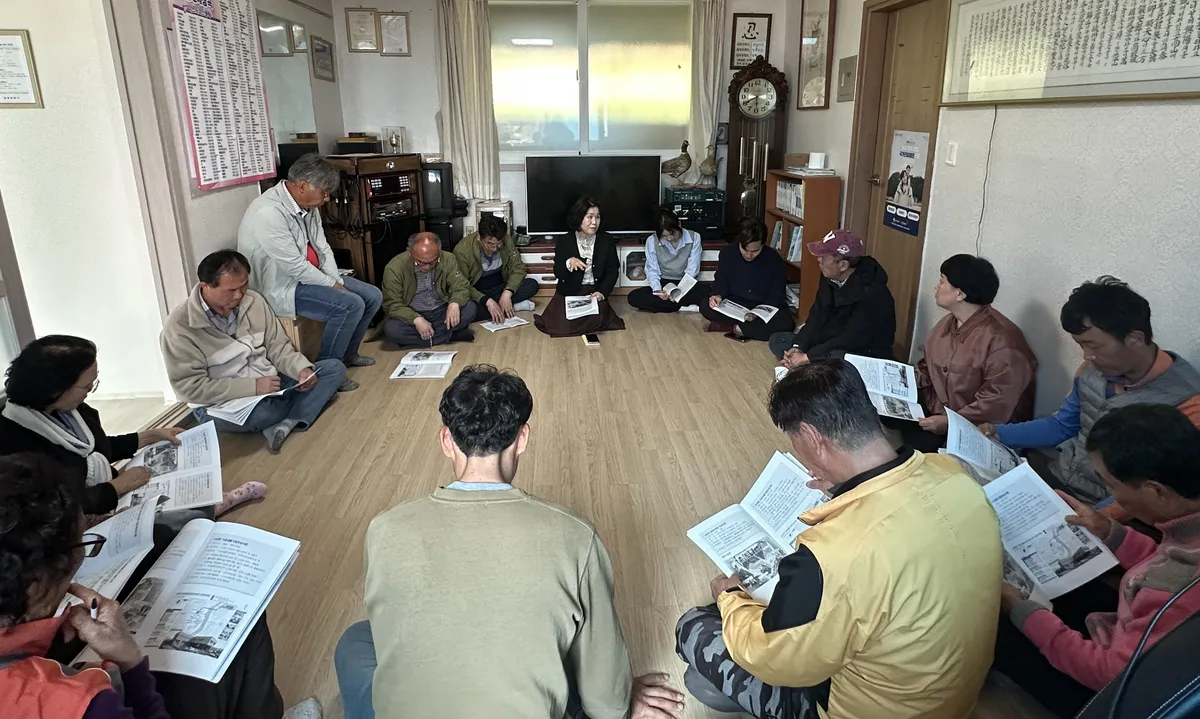 함평 나산면, 경로당 41개소 순회 방문…발로 뛰는 현장 행정 강화 - 행정 | 코리아NEWS