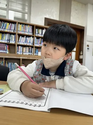 신전초, 작가와 함께하는 ‘나도 작가 프로젝트’로 글쓰기 즐거움 배운다 - 교육 | 코리아NEWS