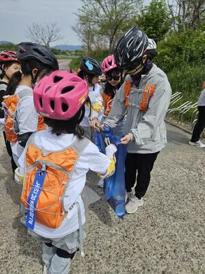 노안남초, 37km 봄 자전거 하이킹 성료… 도전과 역사 배운 가슴 훈훈한 교육