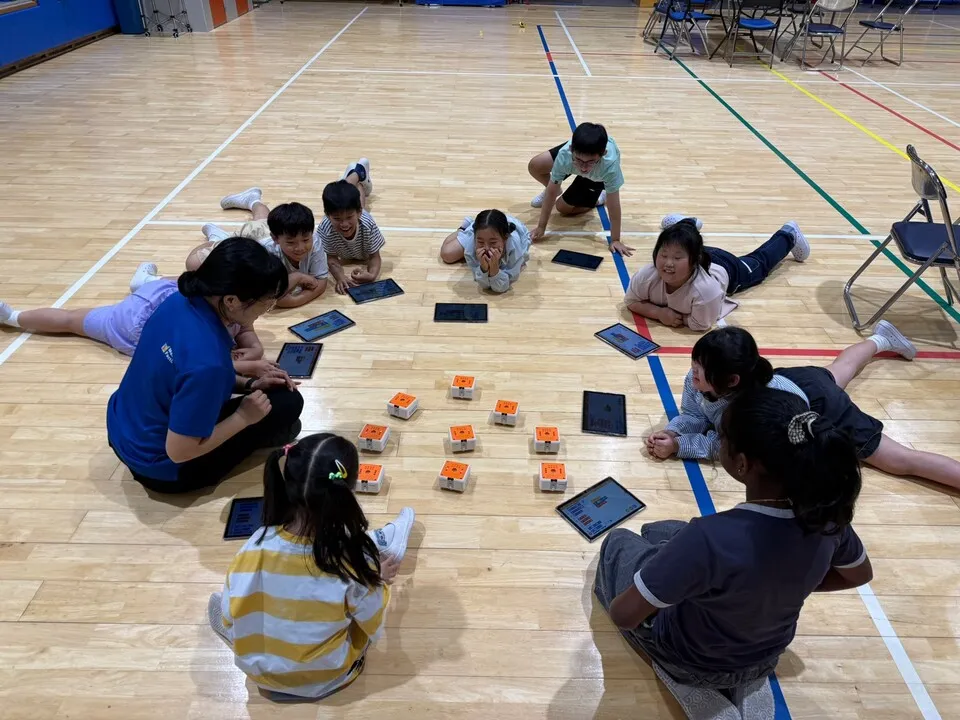 진도 의신초, 전교생 대상 SW·AI 체험부스 페스티벌 열려
