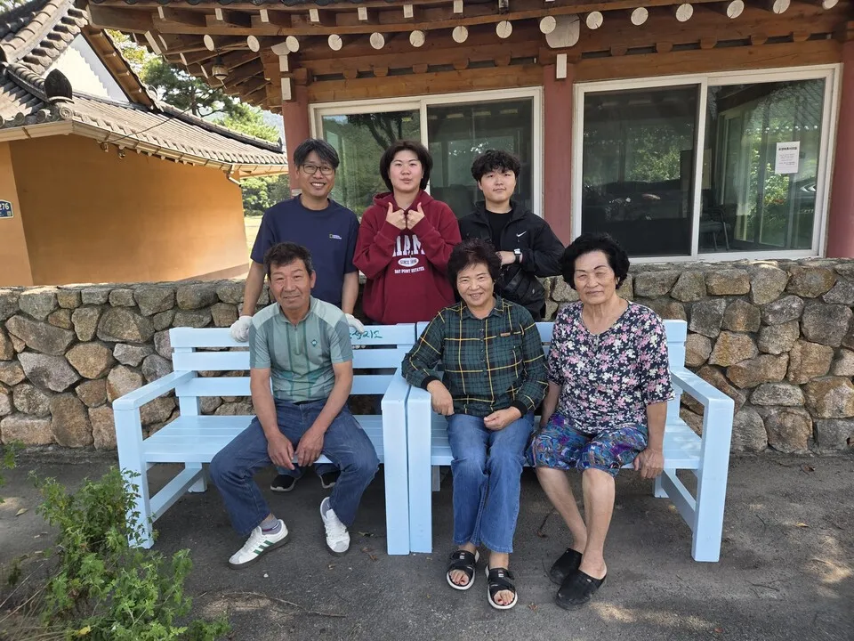 영산성지고, 5년 전 기증한 백수 길용마을 벤치 리폼 후 재기증