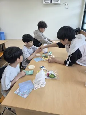 학생자치회가 주도한 ‘어버이날’ 마음 선물, 점암초의 훈훈한 감동