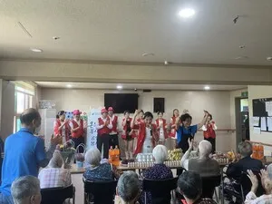 고흥 온누리봉사단, 어버이날 맞아 요양시설 찾아 ‘감동 공연봉사’