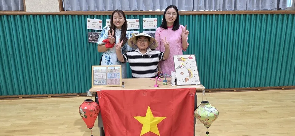 광양중진초, 'ONE 나눔 축제'로 이중언어 소통 문화 체험