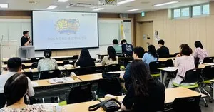 5·18 오디오북부터 한몽 이중언어까지…북크북크 24팀 '입' 싸움