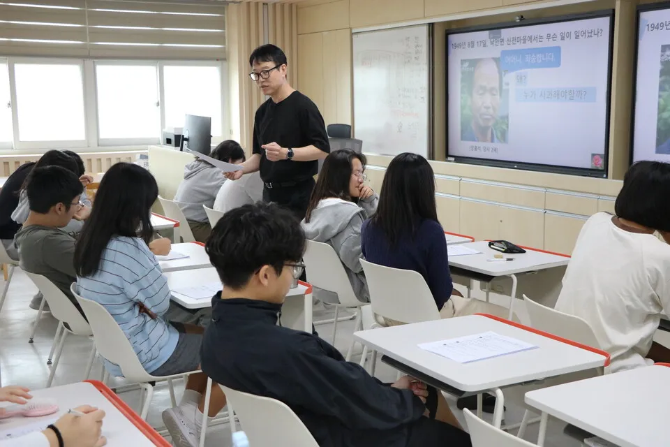 순천별량중, 교장 직접 수업하는 '여순10·19와 평화' 개관 수업