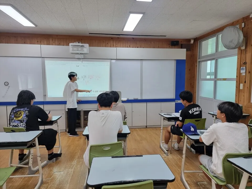 장성중, 사제동행으로 기초학력 다지는 특별한 여름방학
