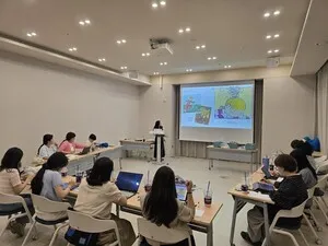 토요일도 배움에 쏟은 열정..완도 유치원 교사 '수업 혁신' 키우다