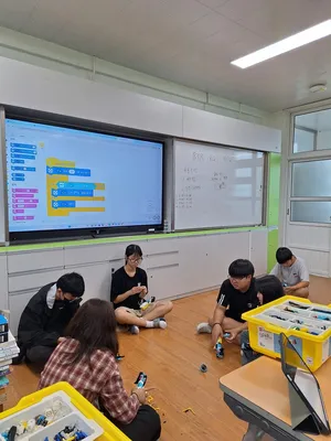 내가 만든 로봇, 코딩으로 움직인다! 강진작천중 디지털 역량 UP