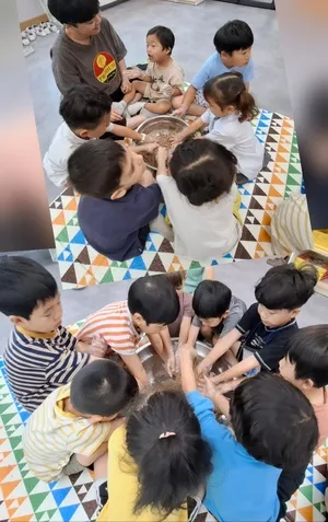 전통으로 엮인 유치원-초등학교, 함께 성장하다