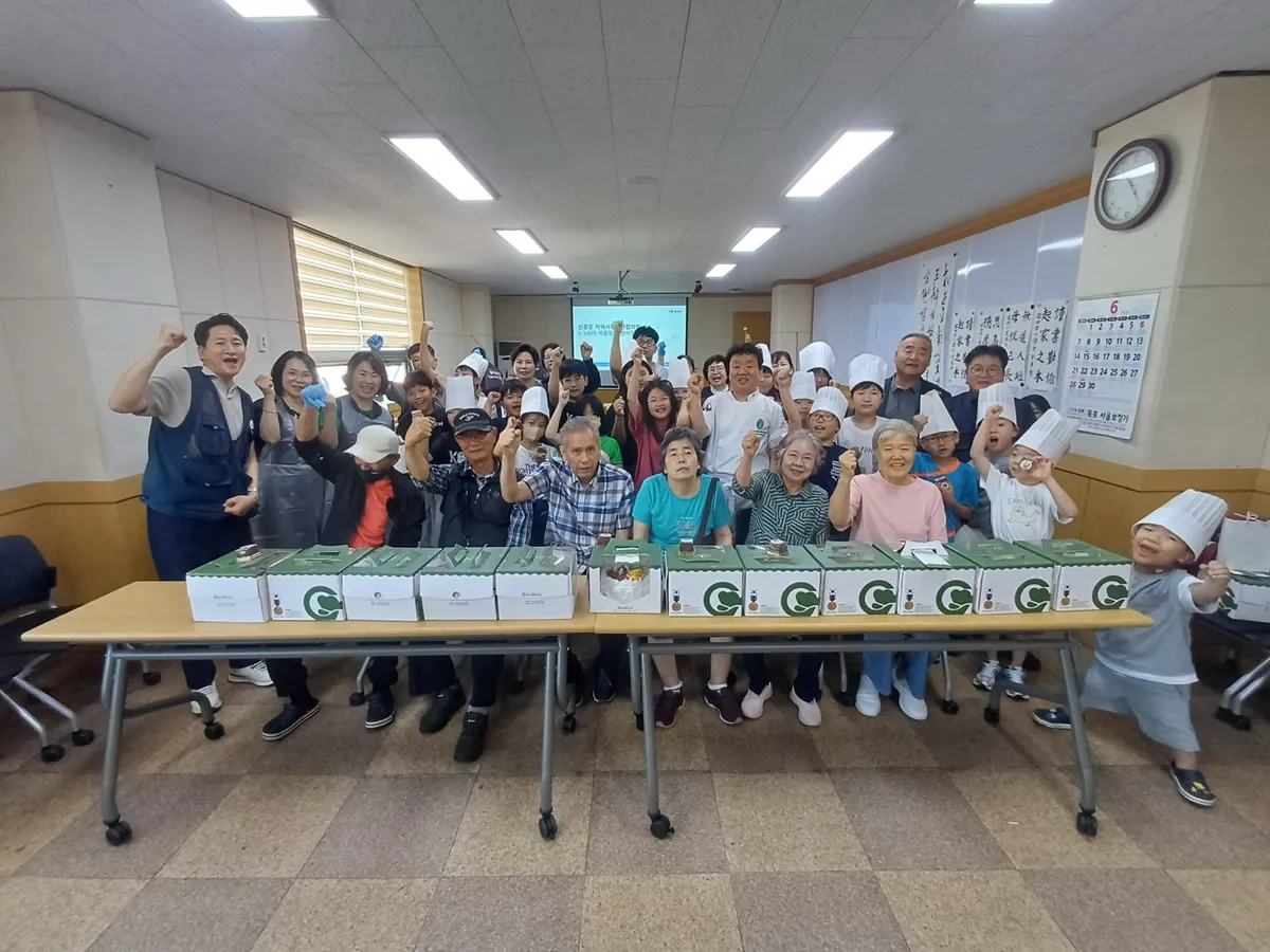 제빵 나눔으로 세대통일, 보훈가족 위문으로 온정 전파