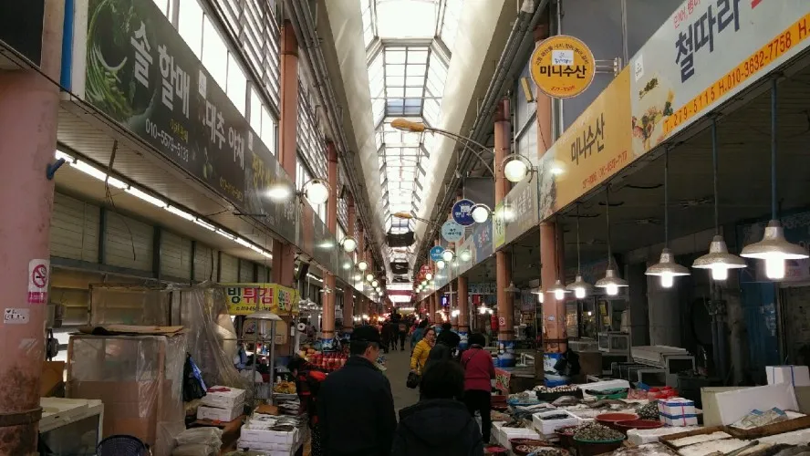 동부시장 ‘별별 야시장’ 20일 개장… 홍어삼합 맛과 플리마켓 즐기세요