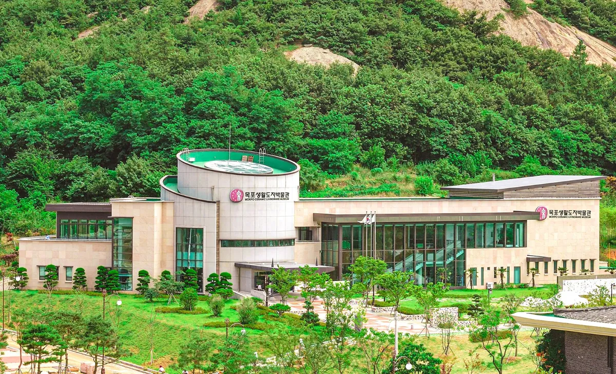 목포생활도자박물관, 다도 체험 프로그램 운영…‘도자기로 즐기는 차 한 잔의 여유’