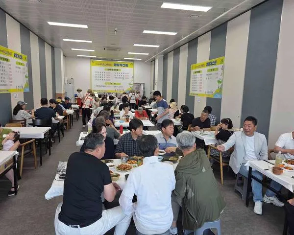 무안 연꽃향기 따라 맛도 피었다