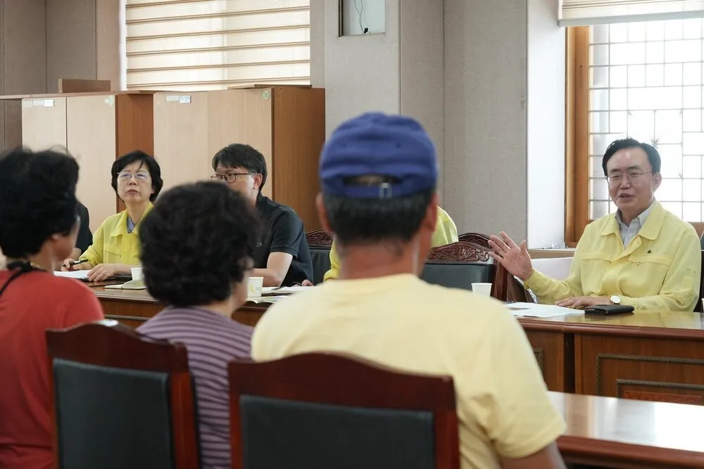 윤병태 나주시장, 성북동 화재 피해 현장 점검 및 긴급 대책 발표 - 안전 | 시민의 눈