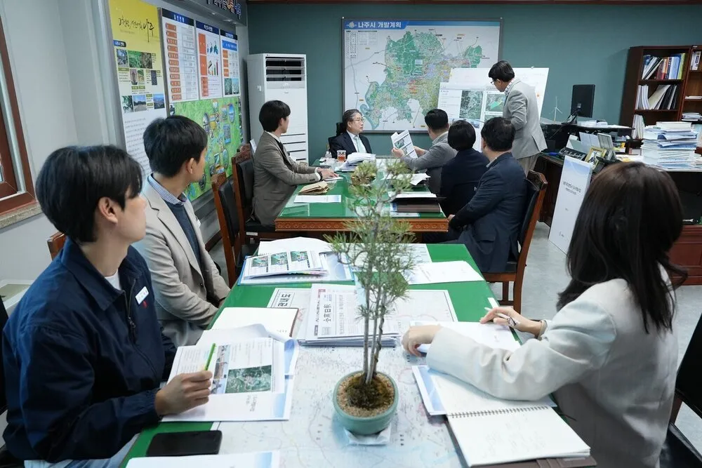 나주시, 나주역세권 KTX 복합개발 속도…2028년 착공 목표 - 행정 | 코리아NEWS