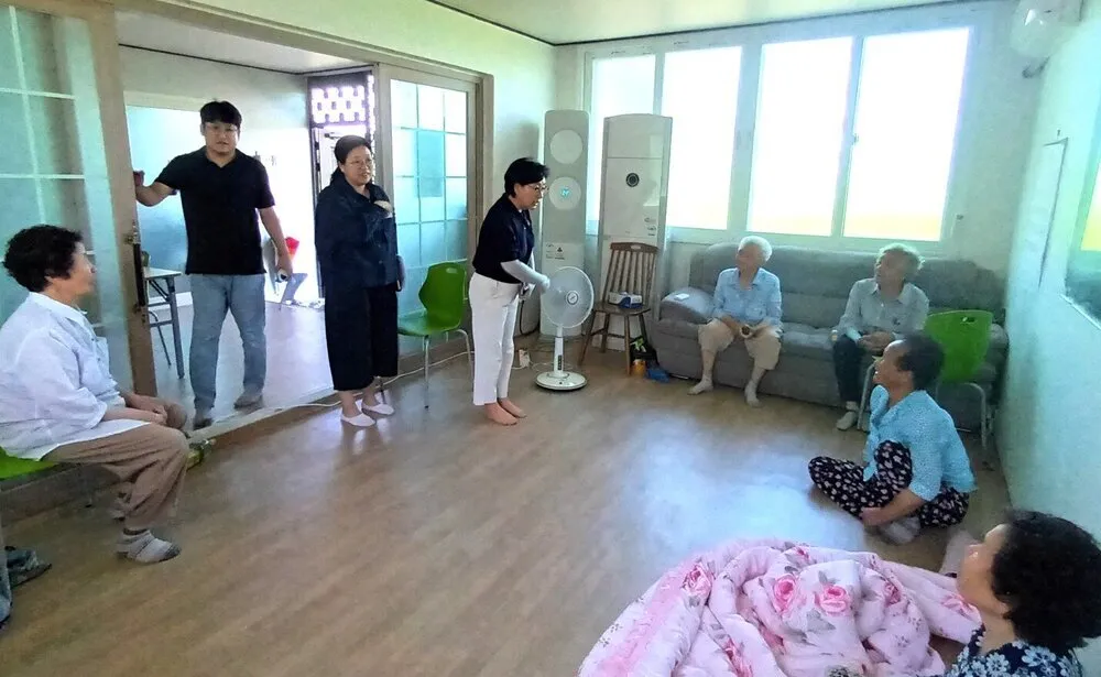 무더위쉼터 49개소 점검…나주시 다시면, 어르신 온열질환 예방 총력