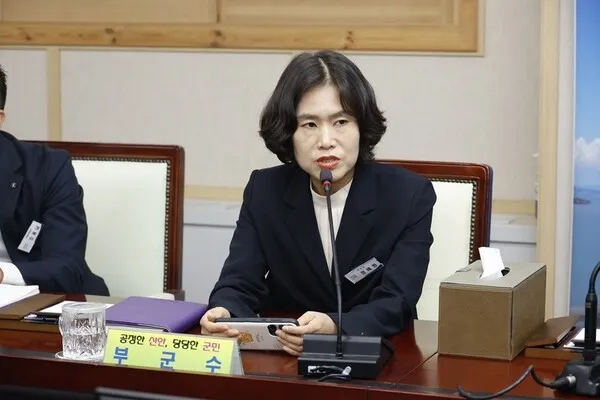 신안군 제34대 부군수에 정혜정 취임…분군 후 최초 여성 부군수