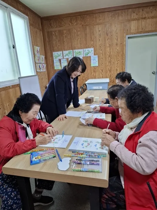 신안군 노인대학, 1천190명 어르신과 함께하는 2026년 평생학습 시작 - 교육 | 코리아NEWS