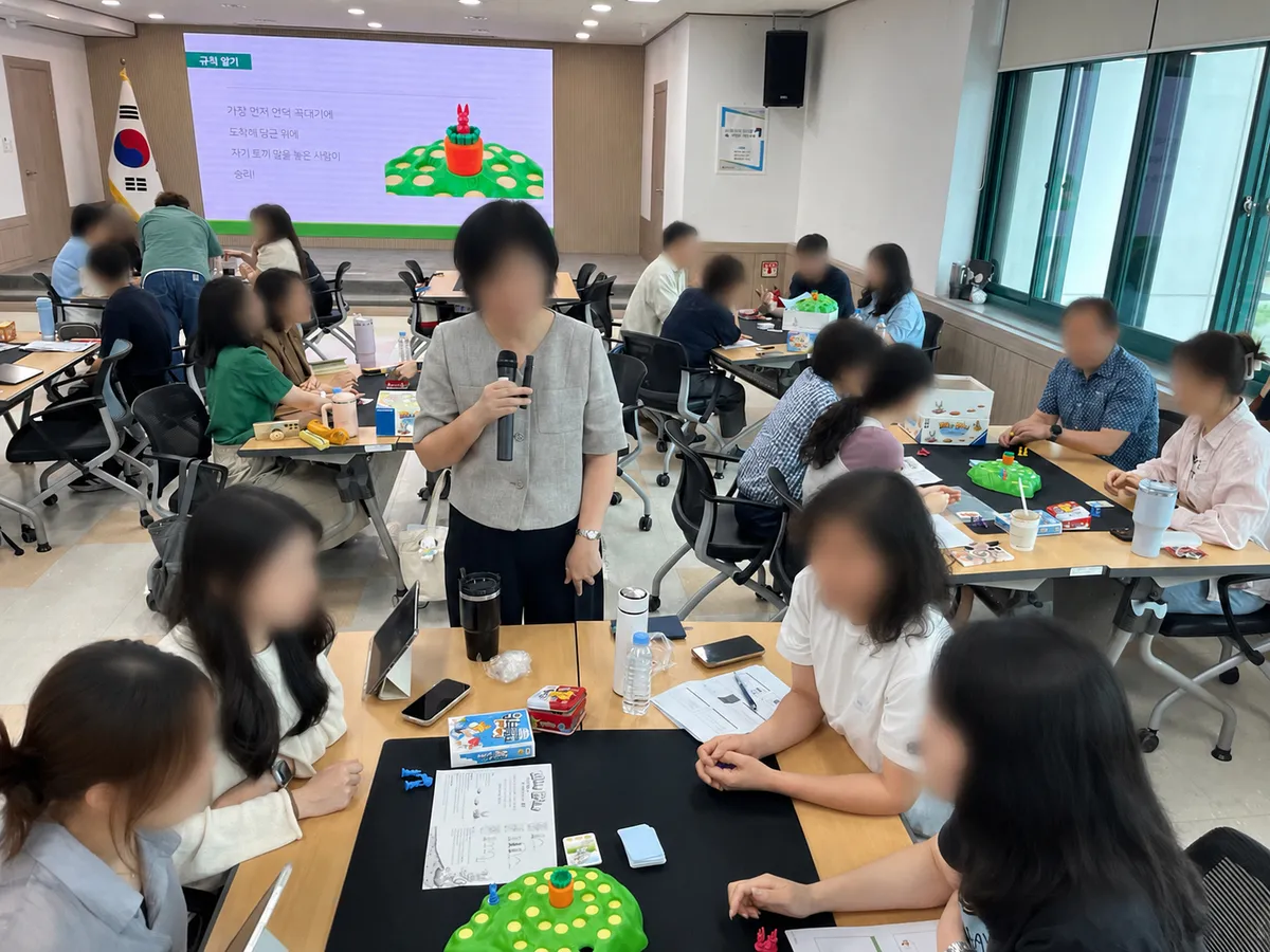 학생 마음 열 ‘보드게임 상담’…순창, 놀이치료 전수