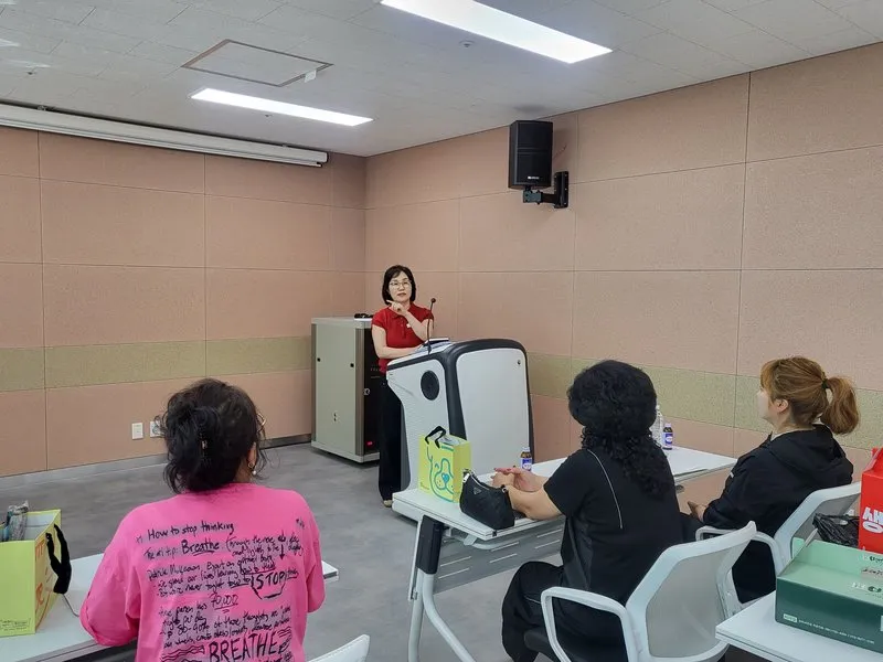 순천시 명예동물보호관 4명으로 확대…직무교육 실시