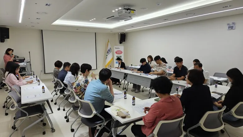 영암군, ‘효도복지마을’ 구축으로 어르신 촘촘 돌봄 실현 - 행정 | 코리아NEWS