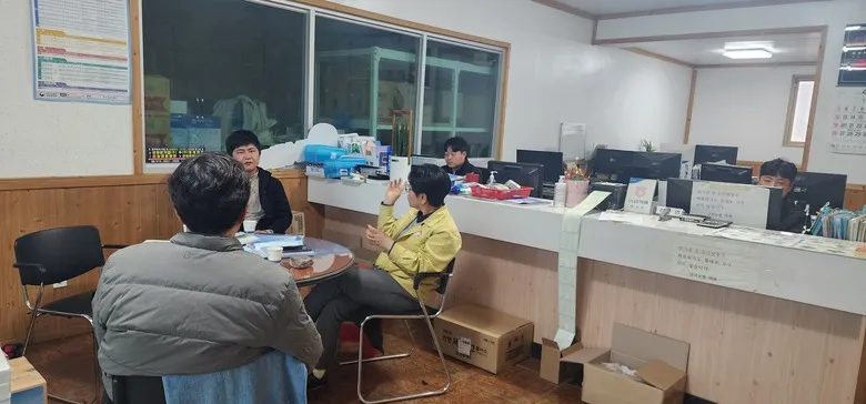 영암군, 중동 정세 불안에 대비해 농기자재 수급 현황 긴급 점검