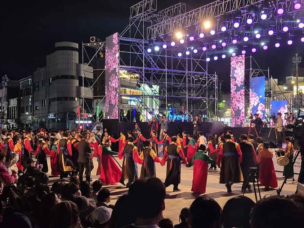 “우리는 오늘 이순신이었다”… 제60회 여수거북선축제, 관객 31만 명 돌파 - 문화 | 코리아NEWS